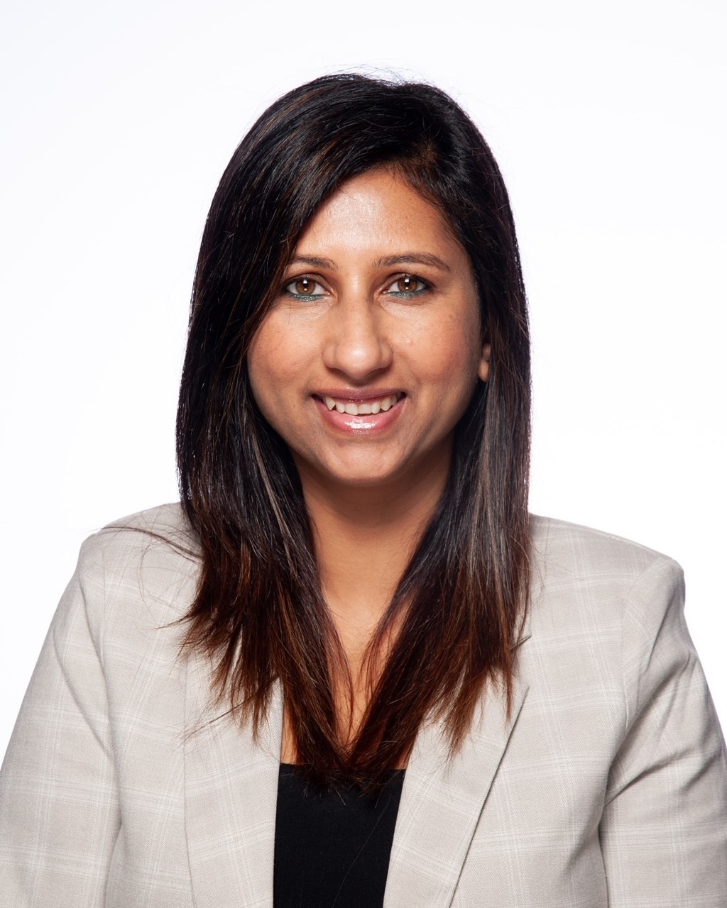 Headshot Priyanka Mehra